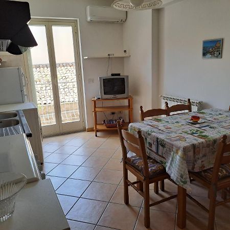 La Casa Vacanza Falcone Bagian luar foto
